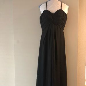 Black sweetheart cut floor length gown | 4